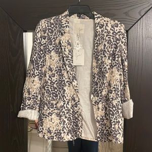 Joie  - Still has the tags on - Size 4 - Lined Linen Blazer
